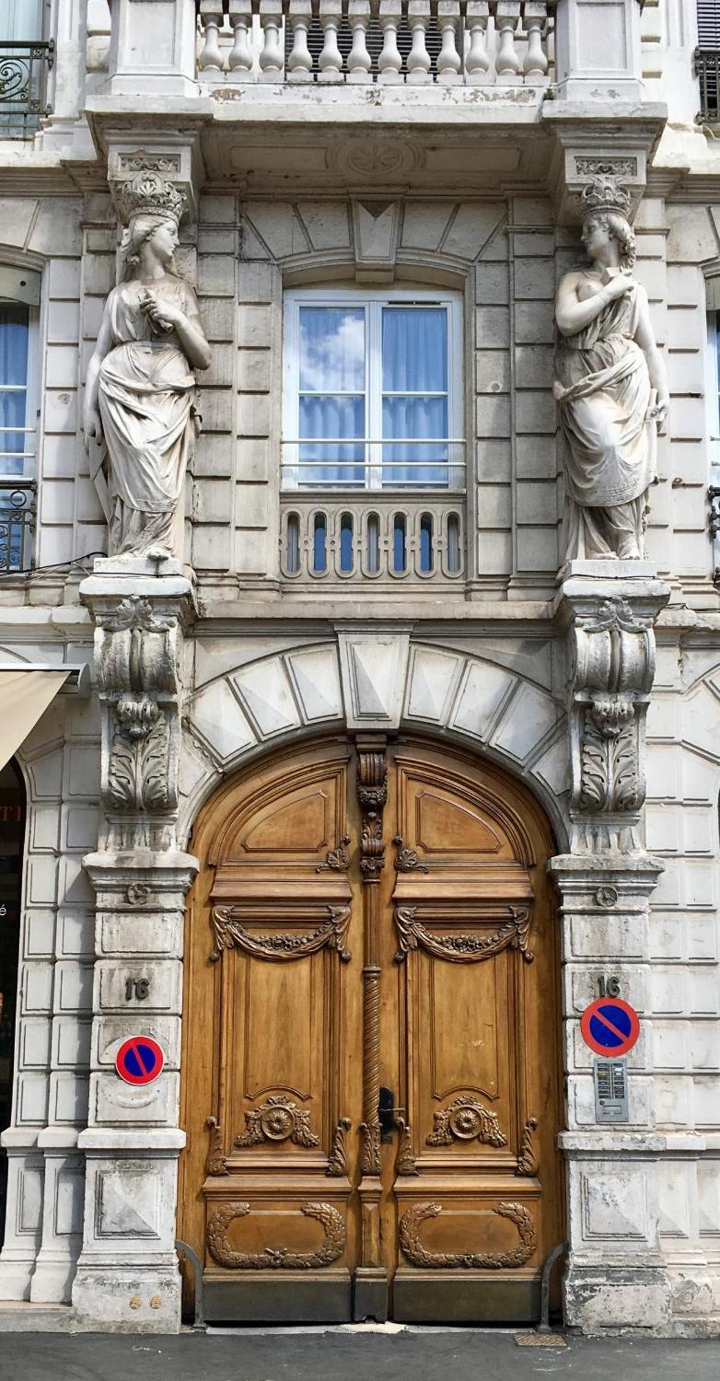 Nid Douillet Avec Vue Apartman Lyon Kültér fotó
